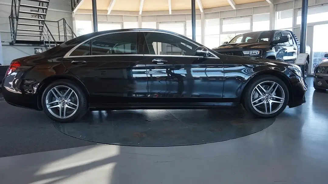 Mercedes-Benz S 560 - Thumbnail 3