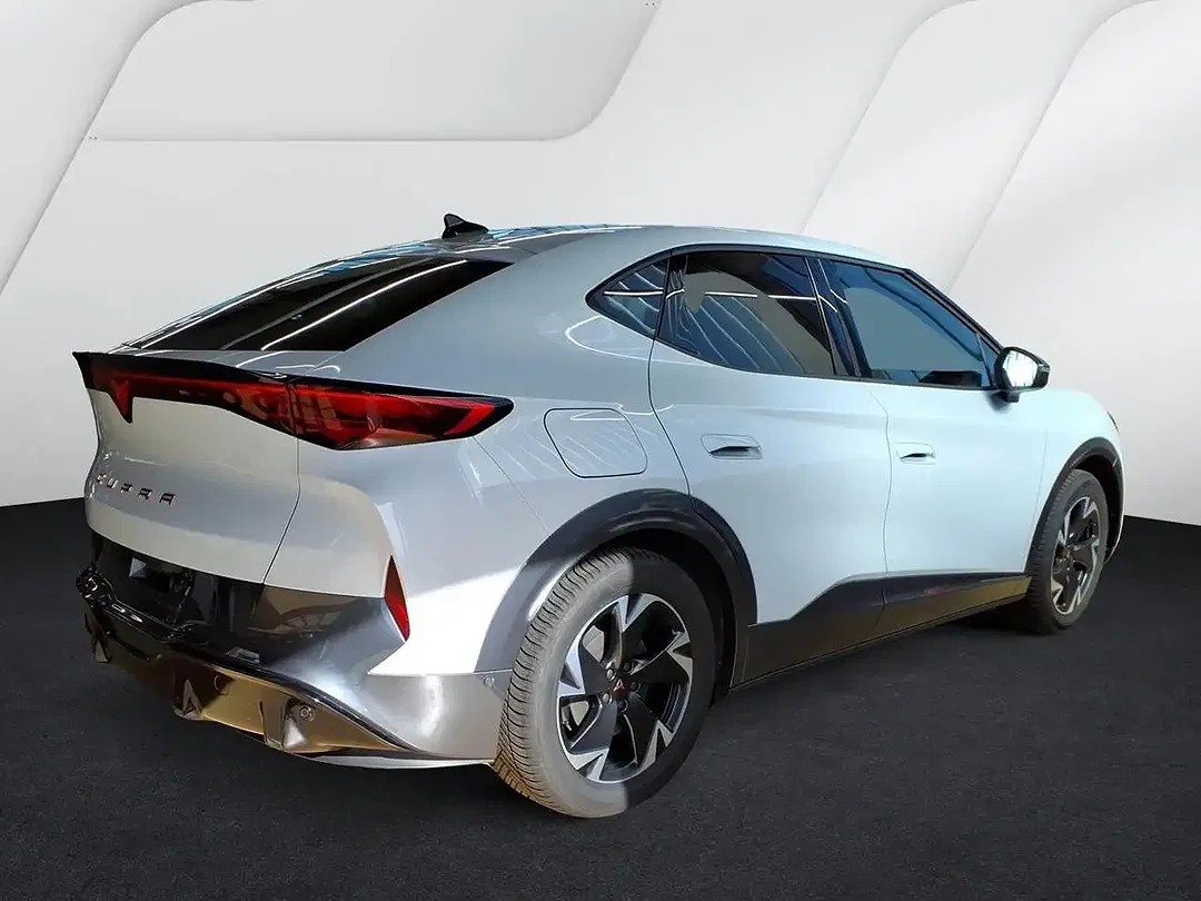 CUPRA Tavascan - Thumbnail 2