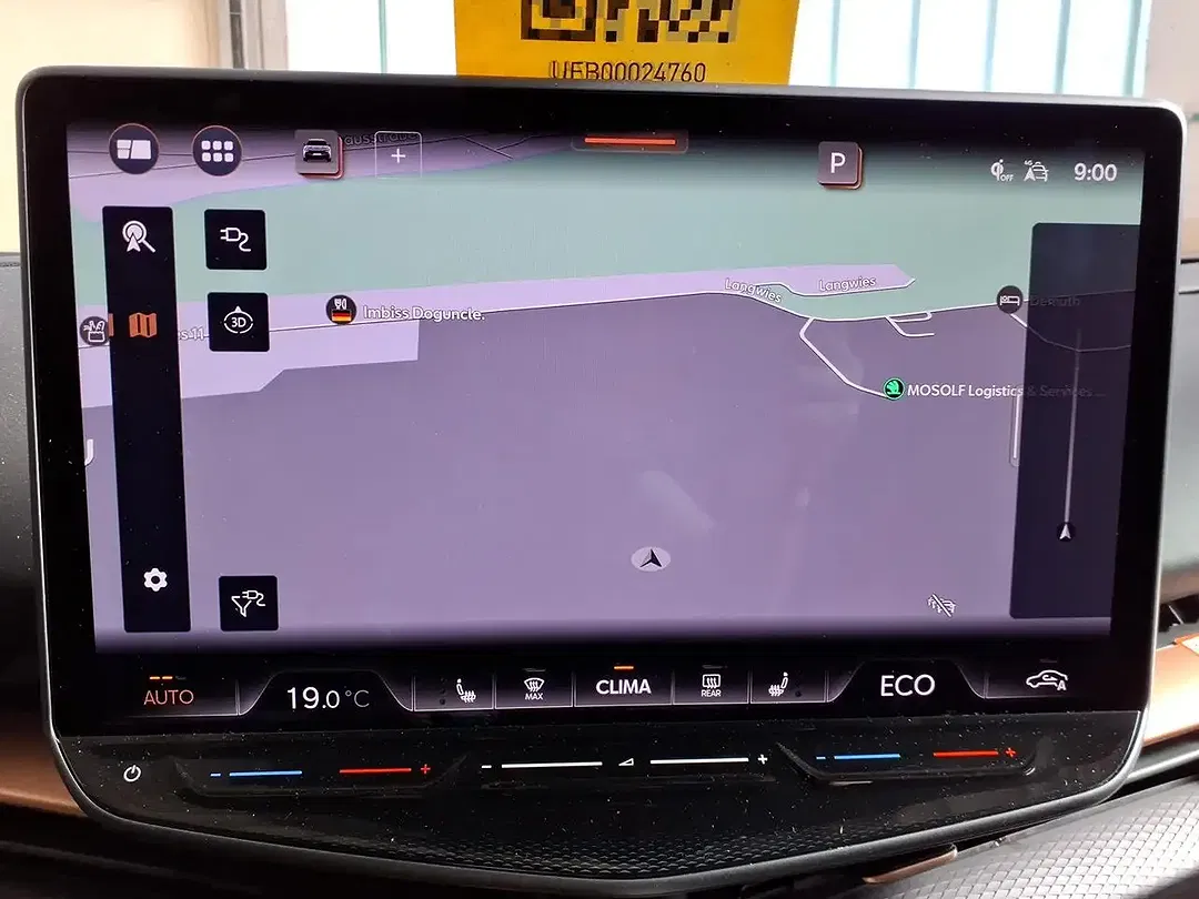 CUPRA Tavascan - Thumbnail 3
