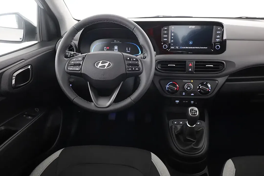 Hyundai i10 - Thumbnail 9