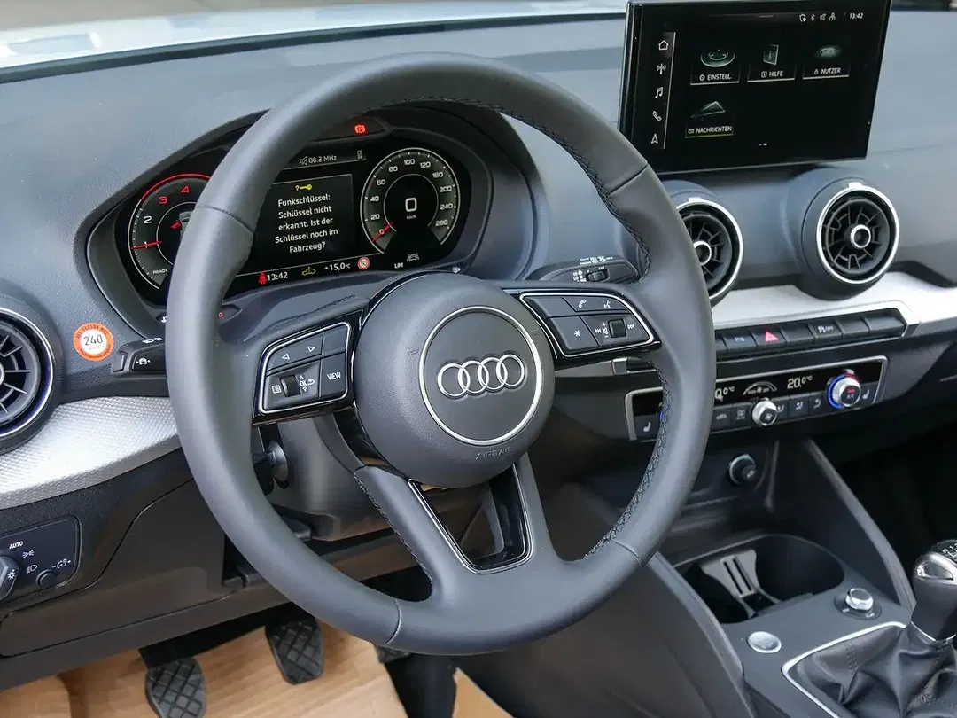 Audi Q2 - Thumbnail 10