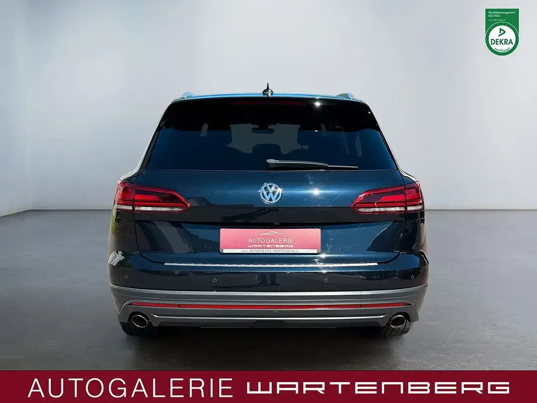 Volkswagen Touareg - Thumbnail 4