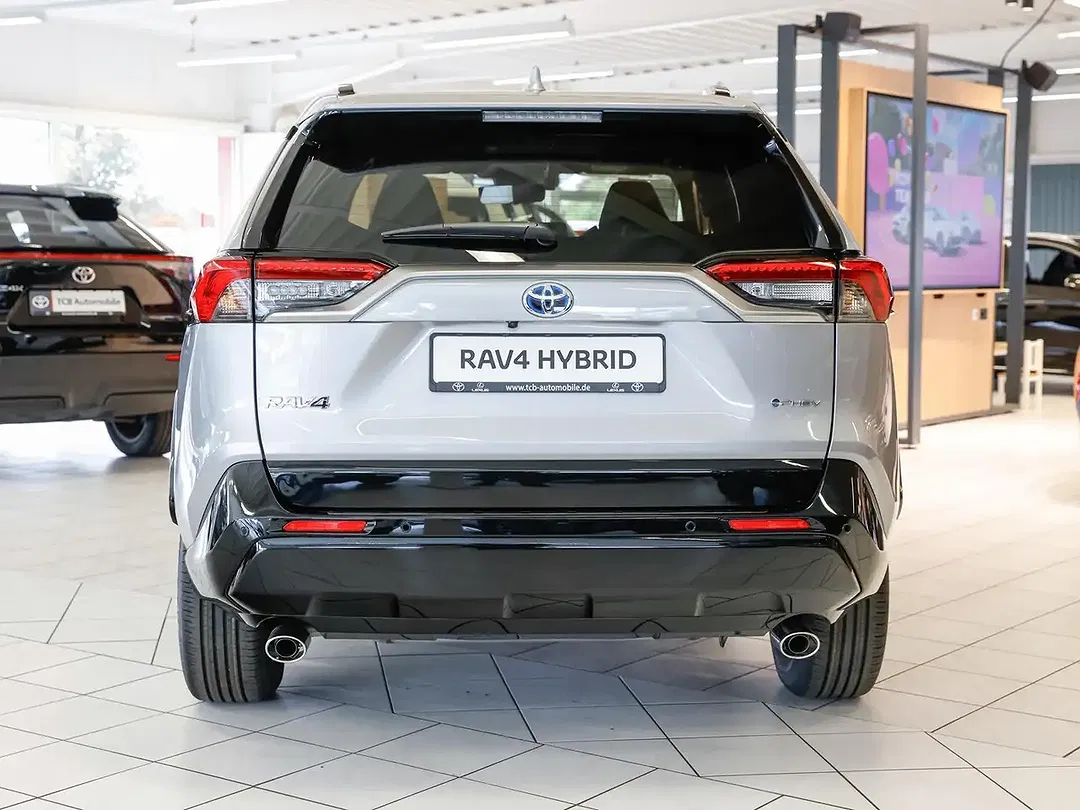 Toyota RAV 4 - Thumbnail 3