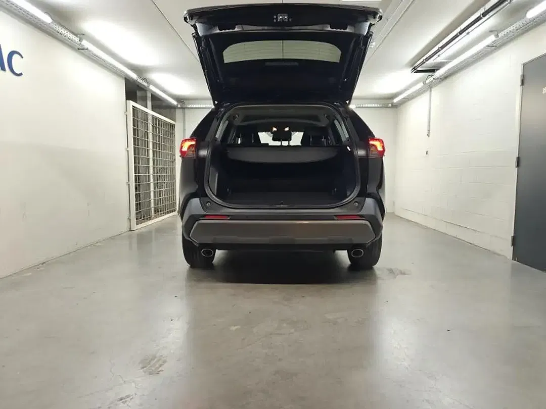 Toyota RAV 4 - Thumbnail 8