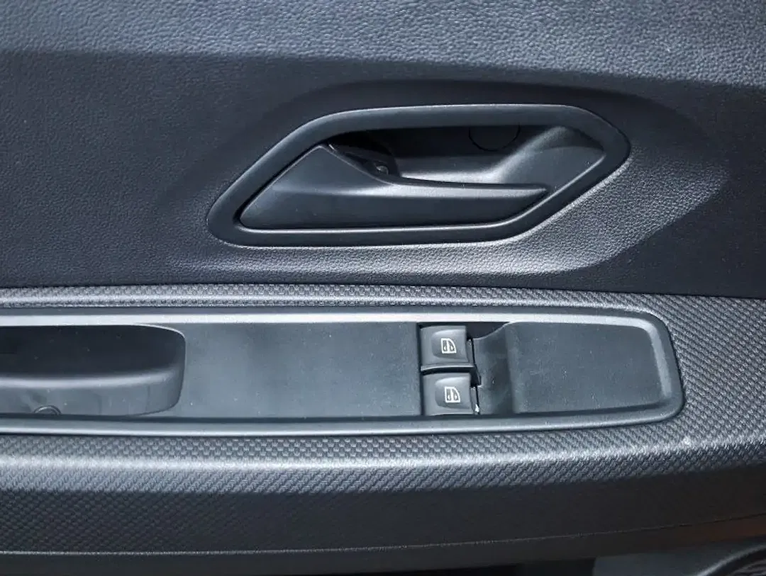 Dacia Sandero - Thumbnail 15