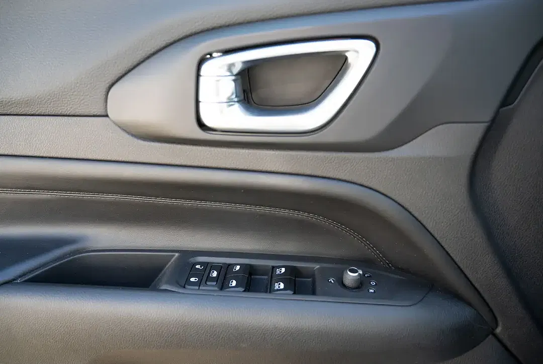 Jeep Compass - Thumbnail 12