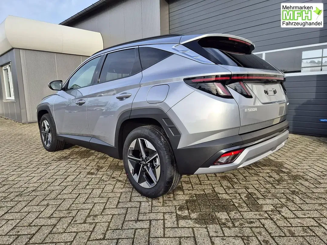 Hyundai TUCSON - Thumbnail 3
