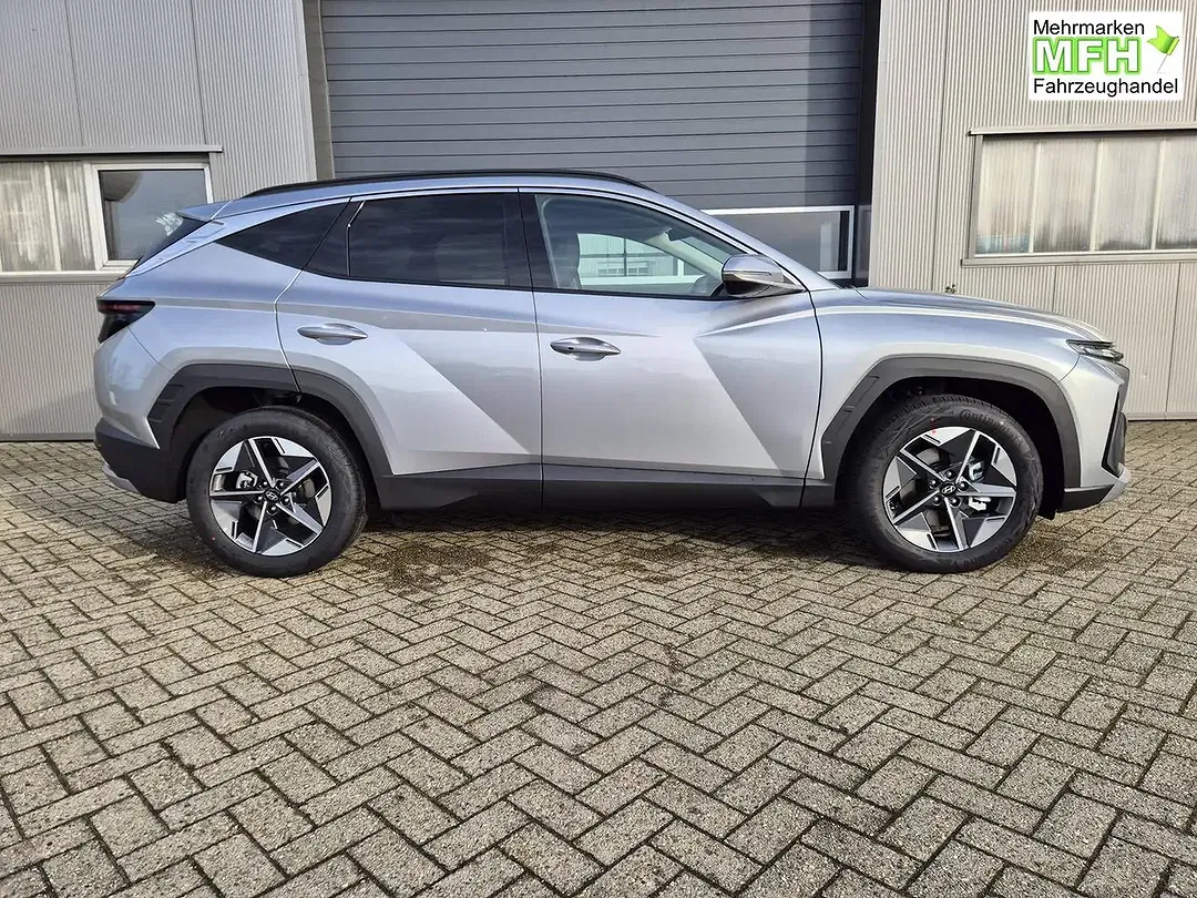 Hyundai TUCSON - Thumbnail 6