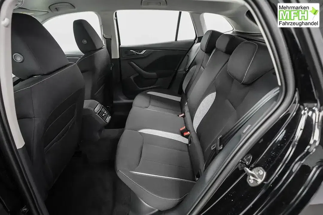 Skoda Scala - Thumbnail 14