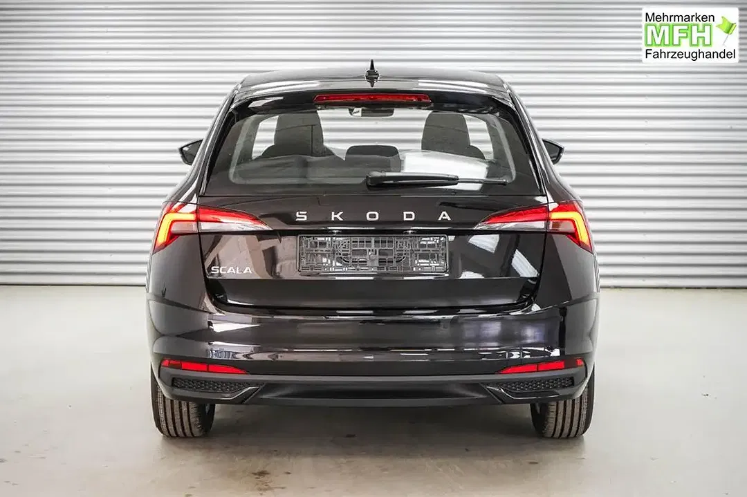 Skoda Scala - Thumbnail 4