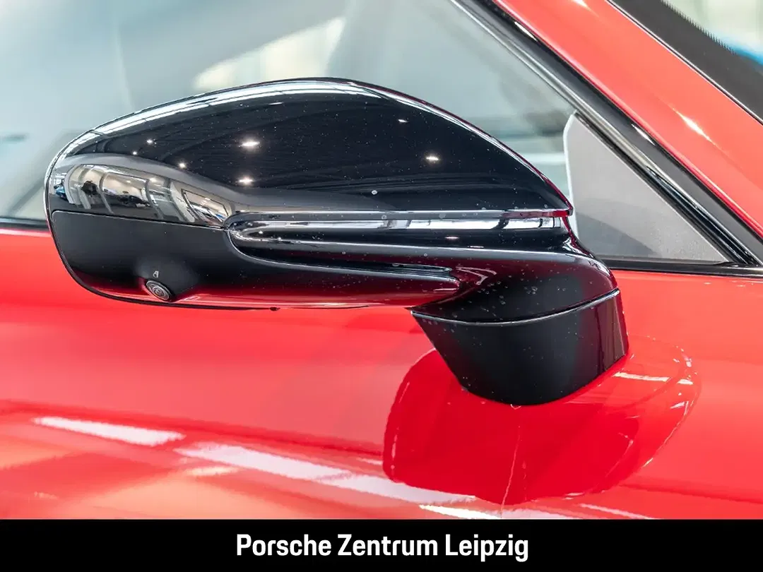 Porsche 992 - Thumbnail 11