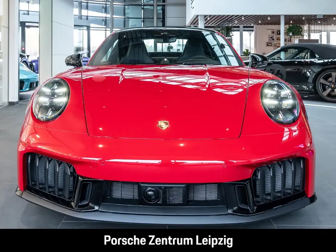 Porsche 992 - Thumbnail 4