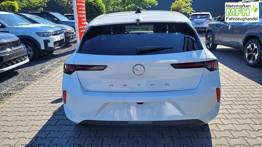 Opel Astra - Thumbnail 5