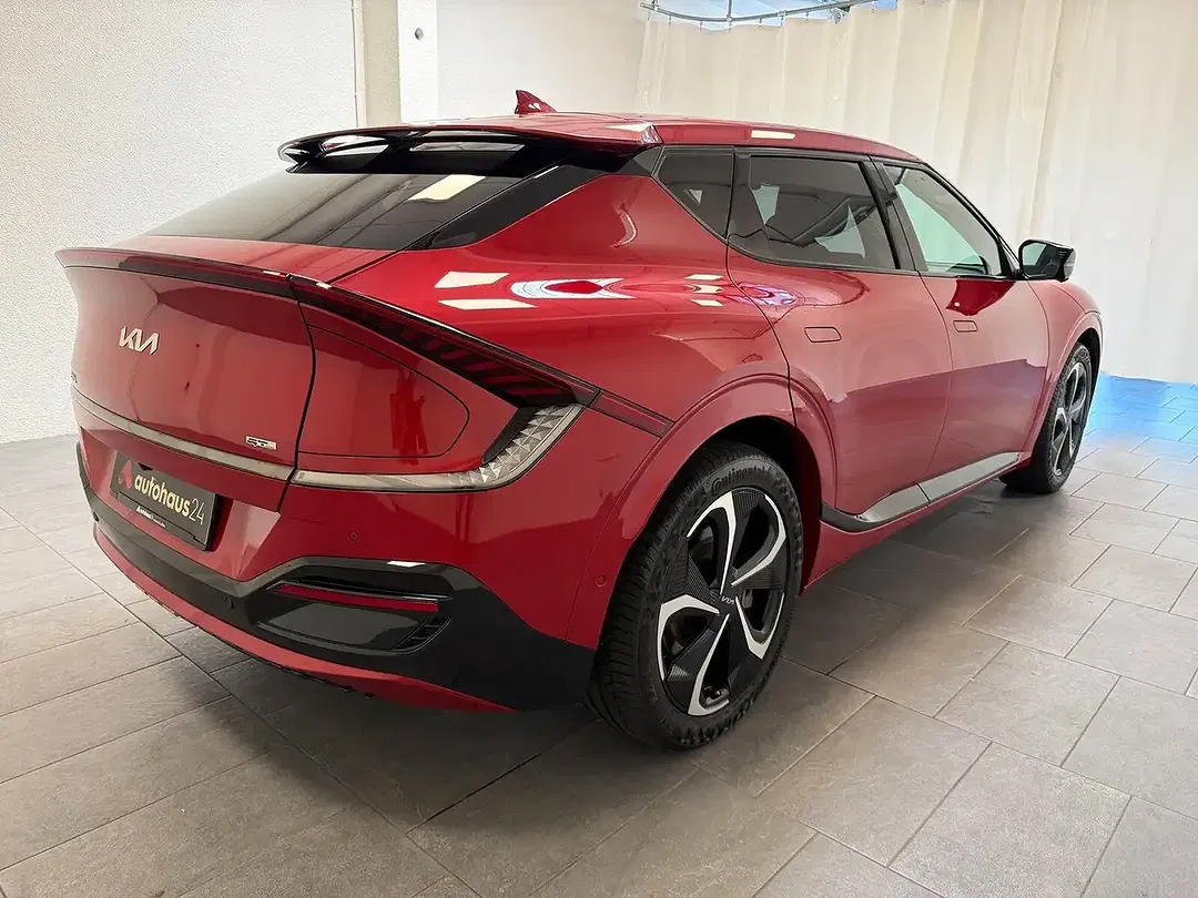 Kia EV6 - Thumbnail 5