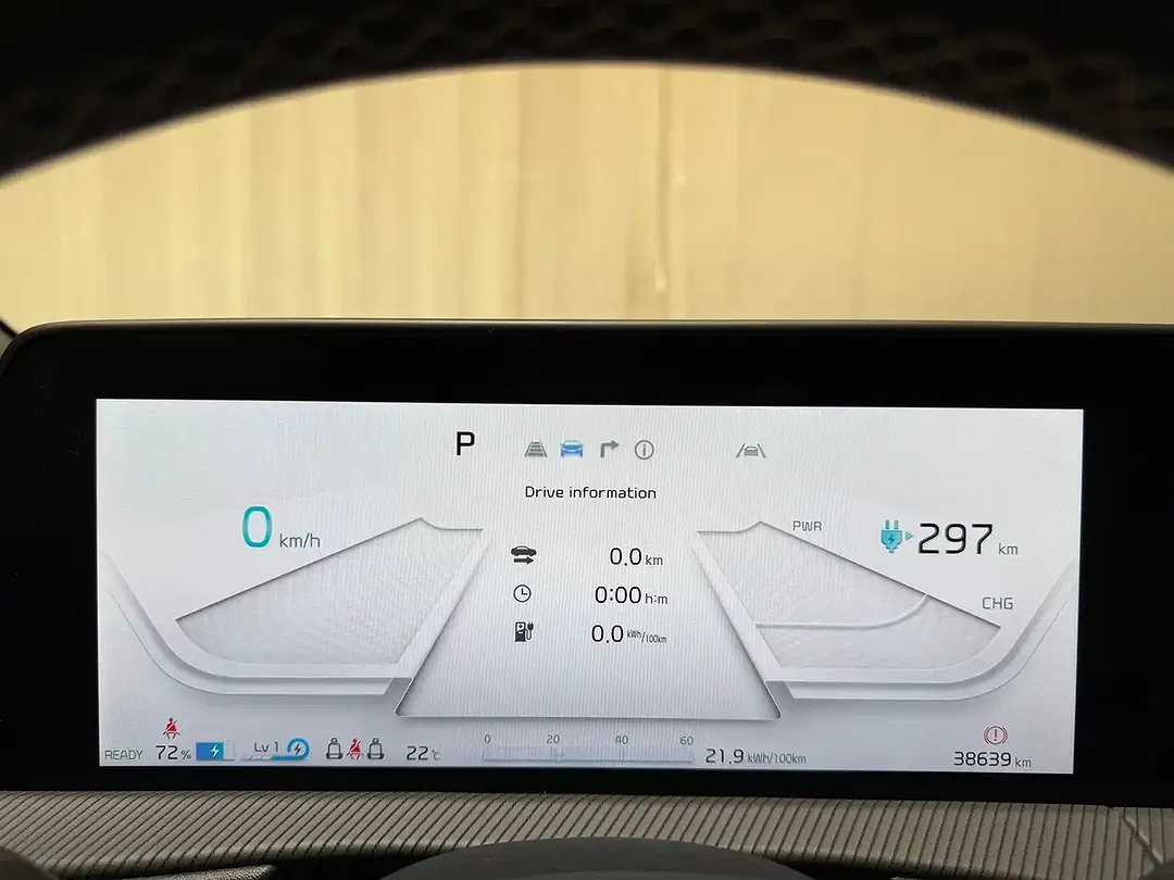 Kia EV6 - Thumbnail 7