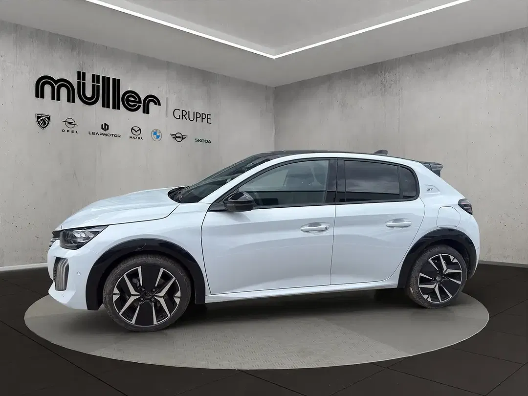 Peugeot 208 - Thumbnail 4