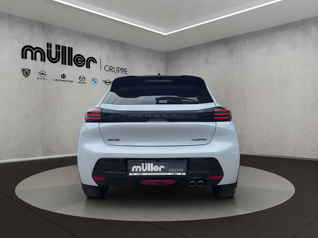 Peugeot 208 - Thumbnail 5