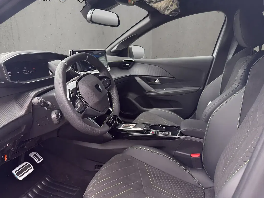 Peugeot 208 - Thumbnail 7