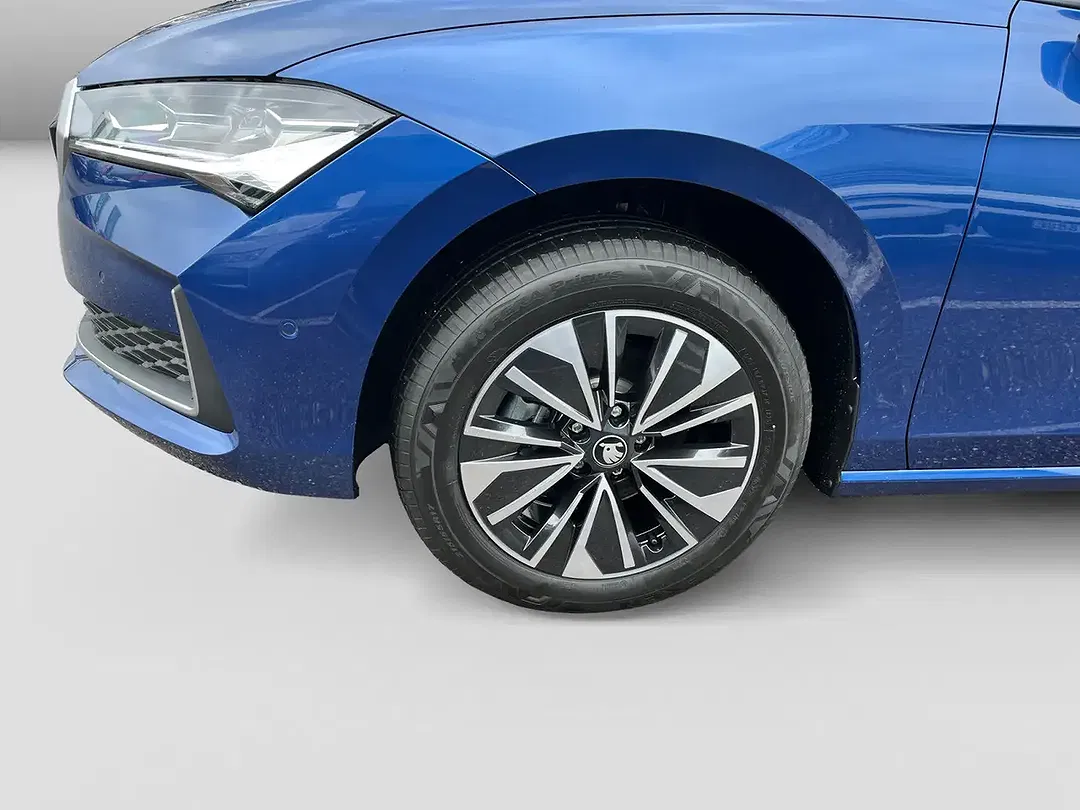 Skoda Superb - Thumbnail 4
