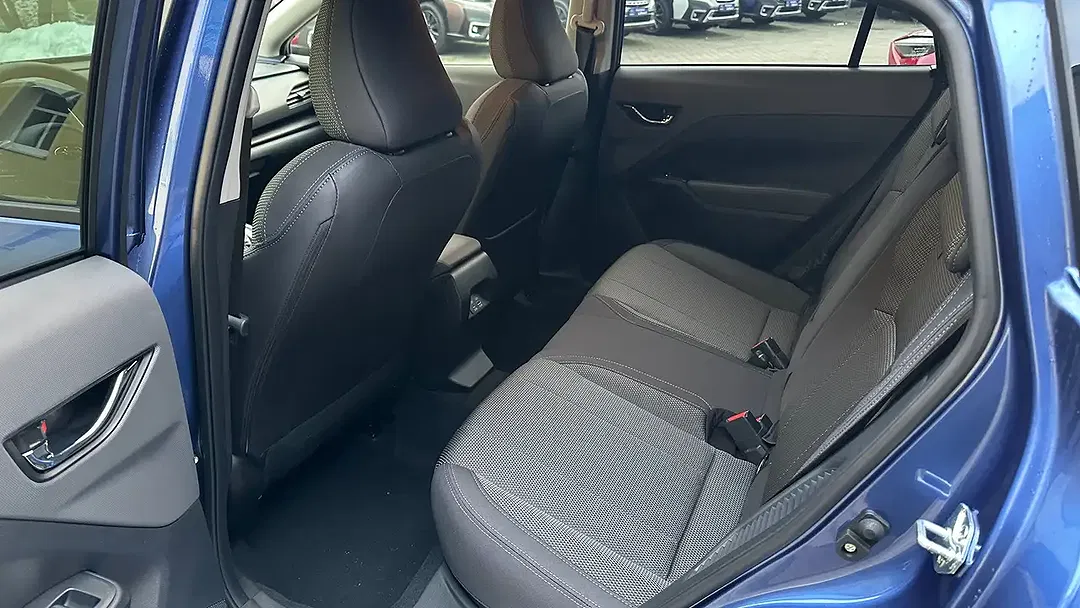 Subaru Crosstrek - Thumbnail 12
