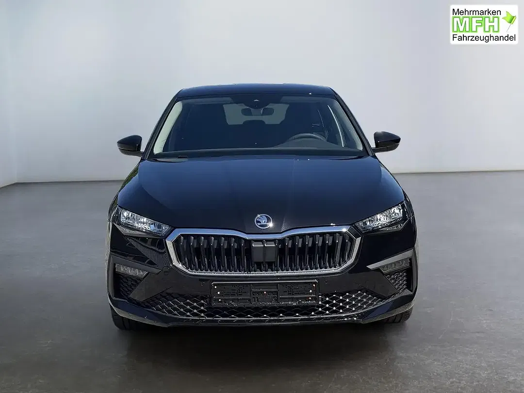 Skoda Scala - Thumbnail 2