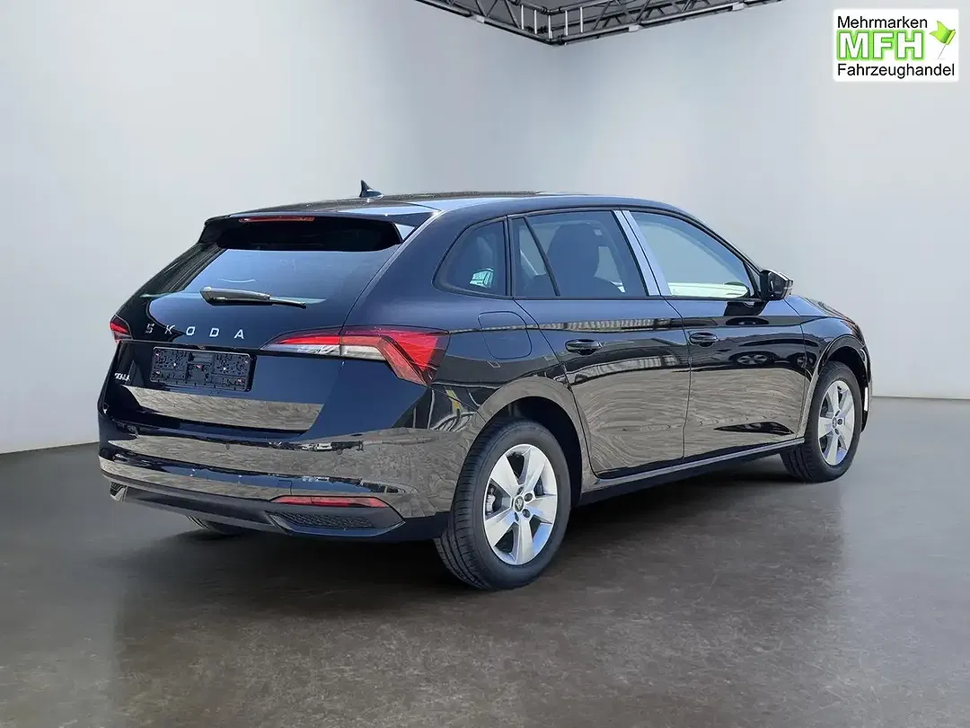 Skoda Scala - Thumbnail 4