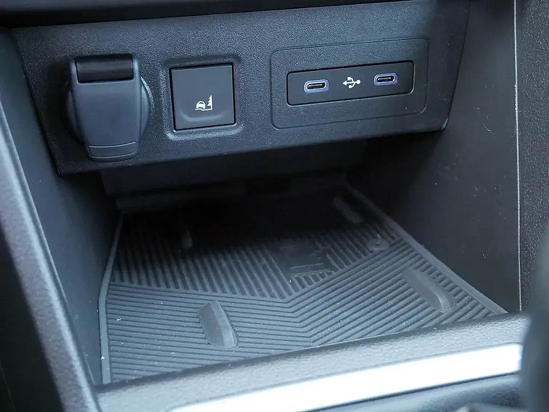 Dacia Sandero - Thumbnail 14