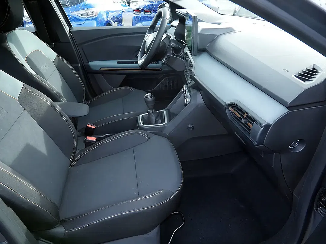 Dacia Sandero - Thumbnail 3