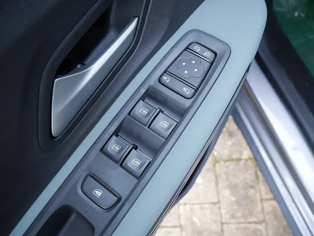 Dacia Sandero - Thumbnail 7