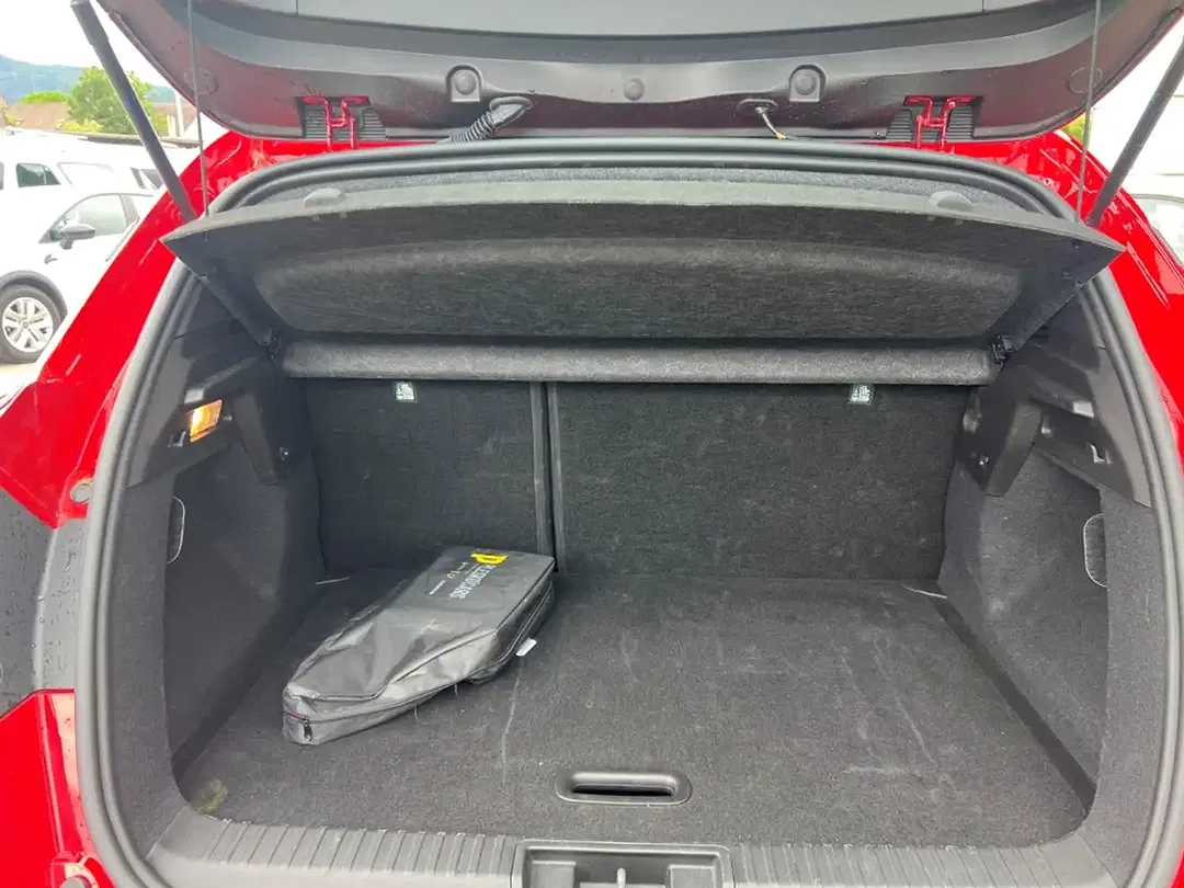 Renault Captur - Thumbnail 10