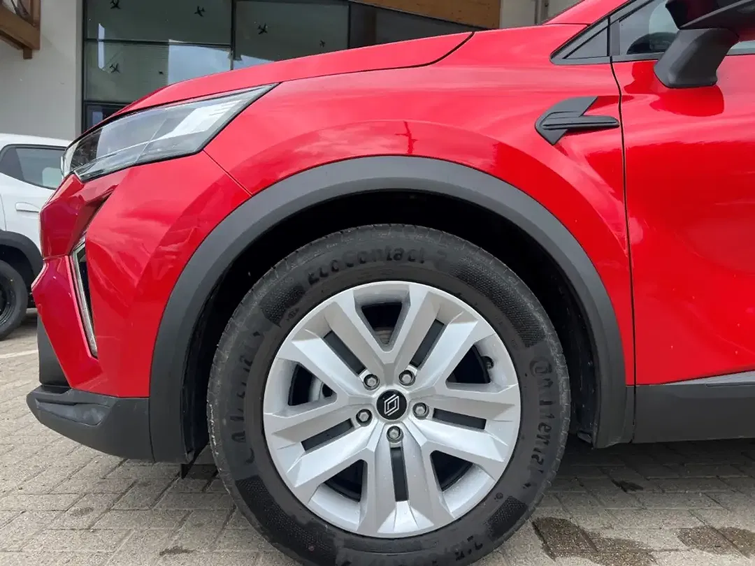 Renault Captur - Thumbnail 3