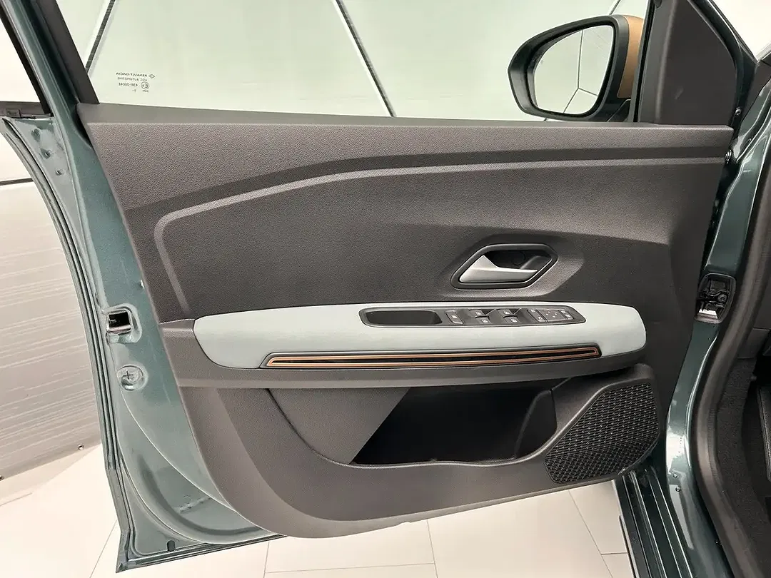 Dacia Sandero - Thumbnail 12