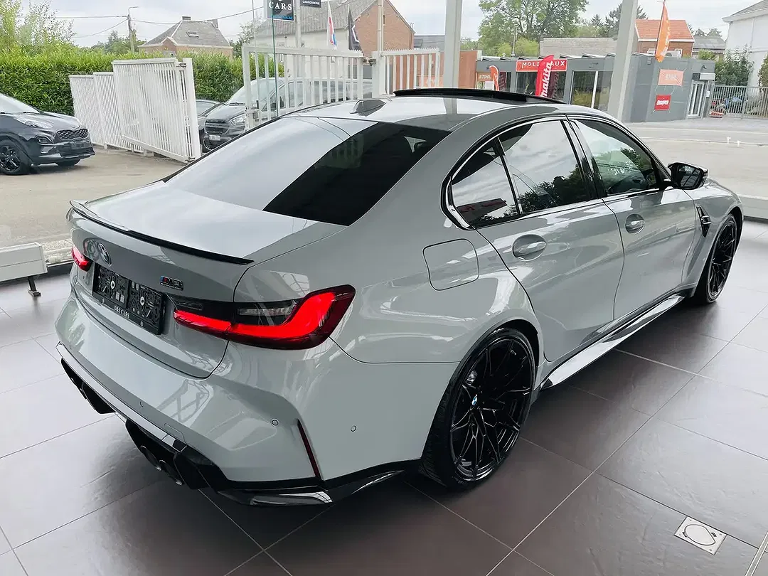 BMW M3 - Thumbnail 6