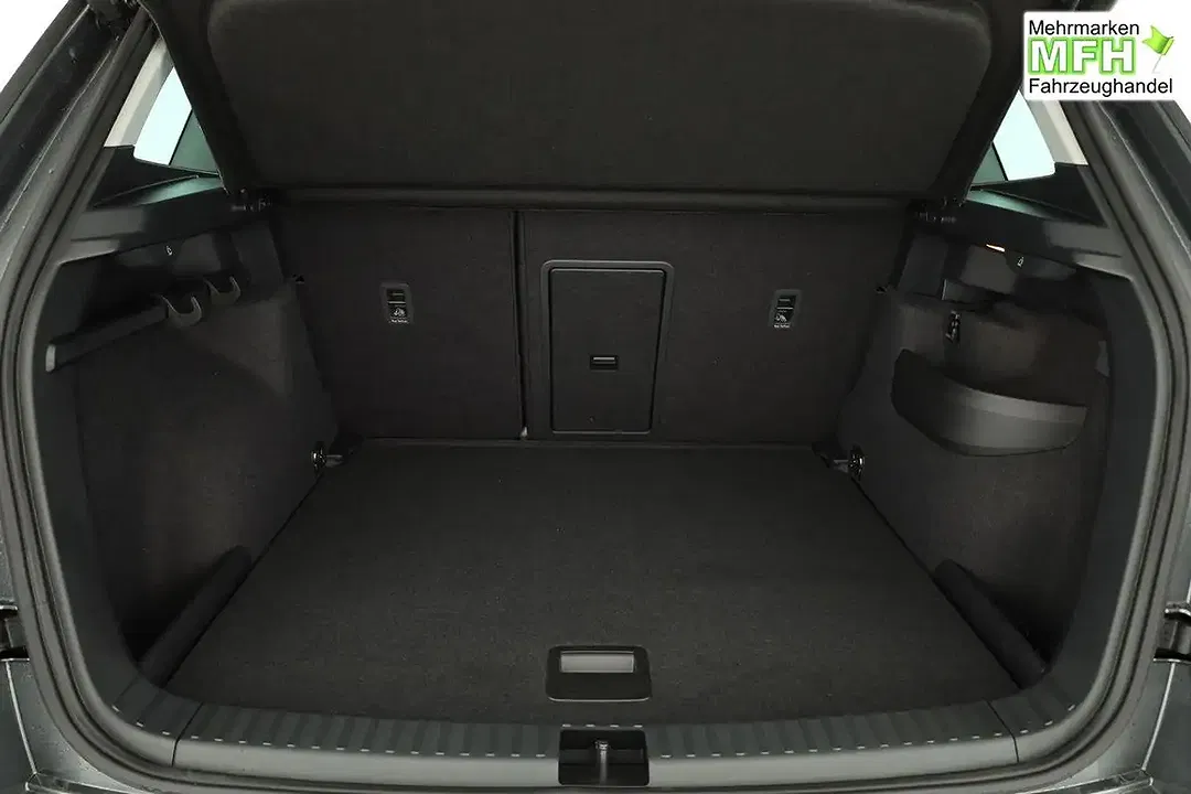 Skoda Karoq - Thumbnail 12