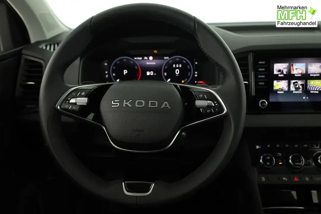 Skoda Karoq - Thumbnail 5
