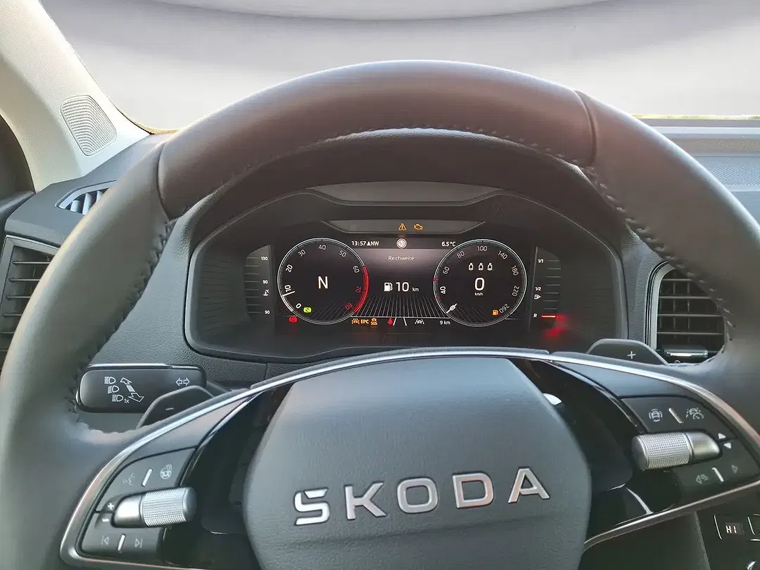 Skoda Karoq - Thumbnail 10