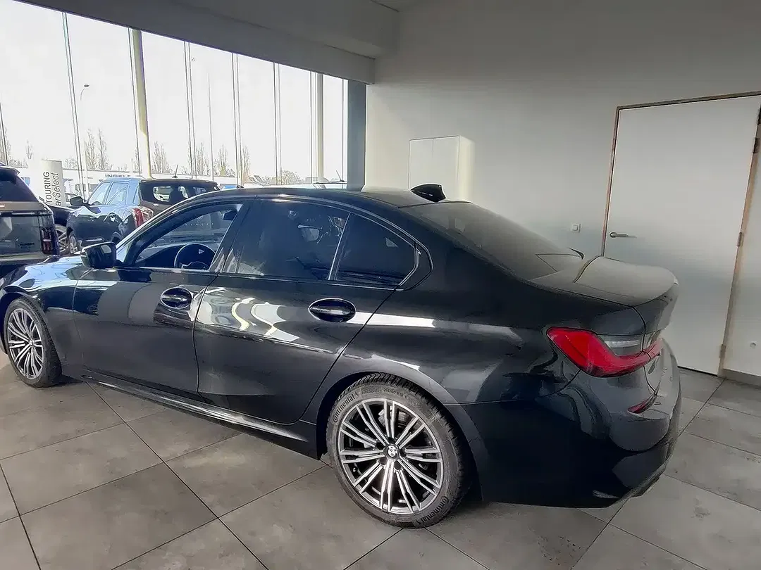 BMW 318 - Thumbnail 4
