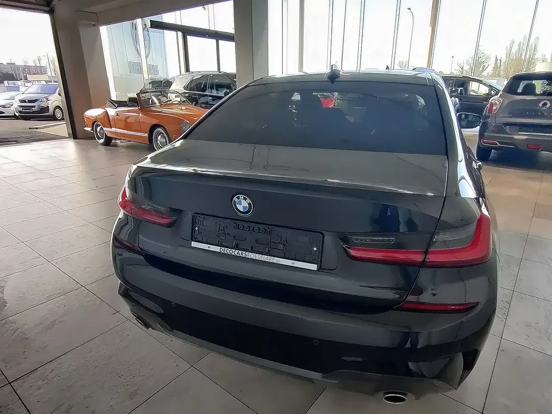 BMW 318 - Thumbnail 6