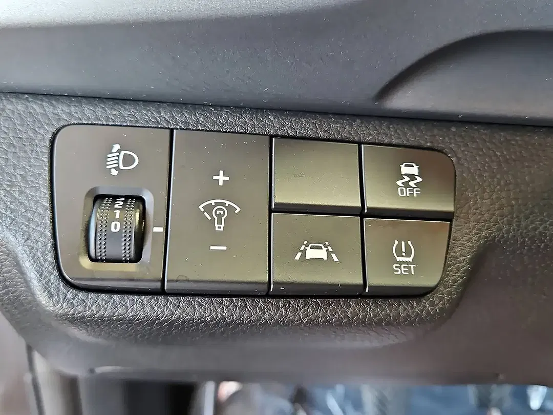 Kia Stonic - Thumbnail 14
