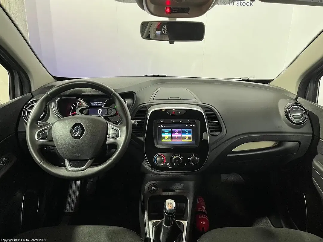 Renault Captur - Thumbnail 8