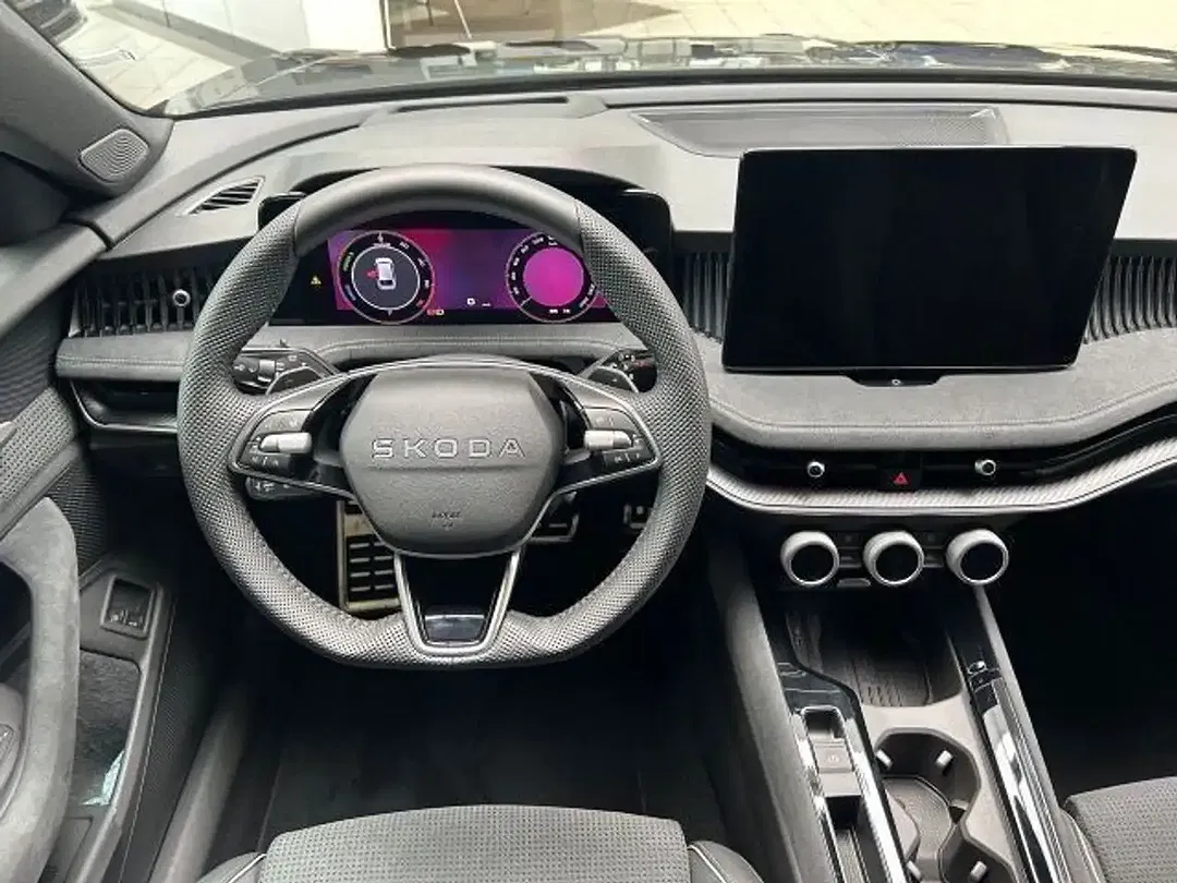 Skoda Superb - Thumbnail 13