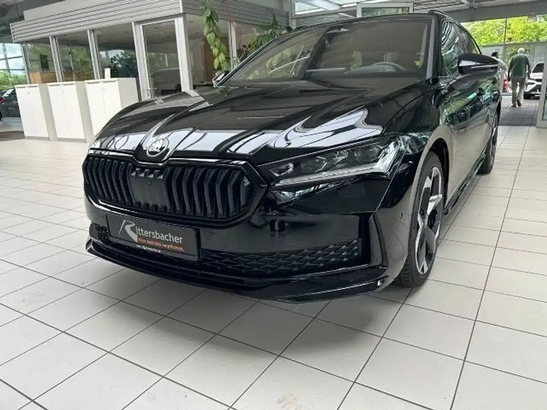 Skoda Superb - Thumbnail 2