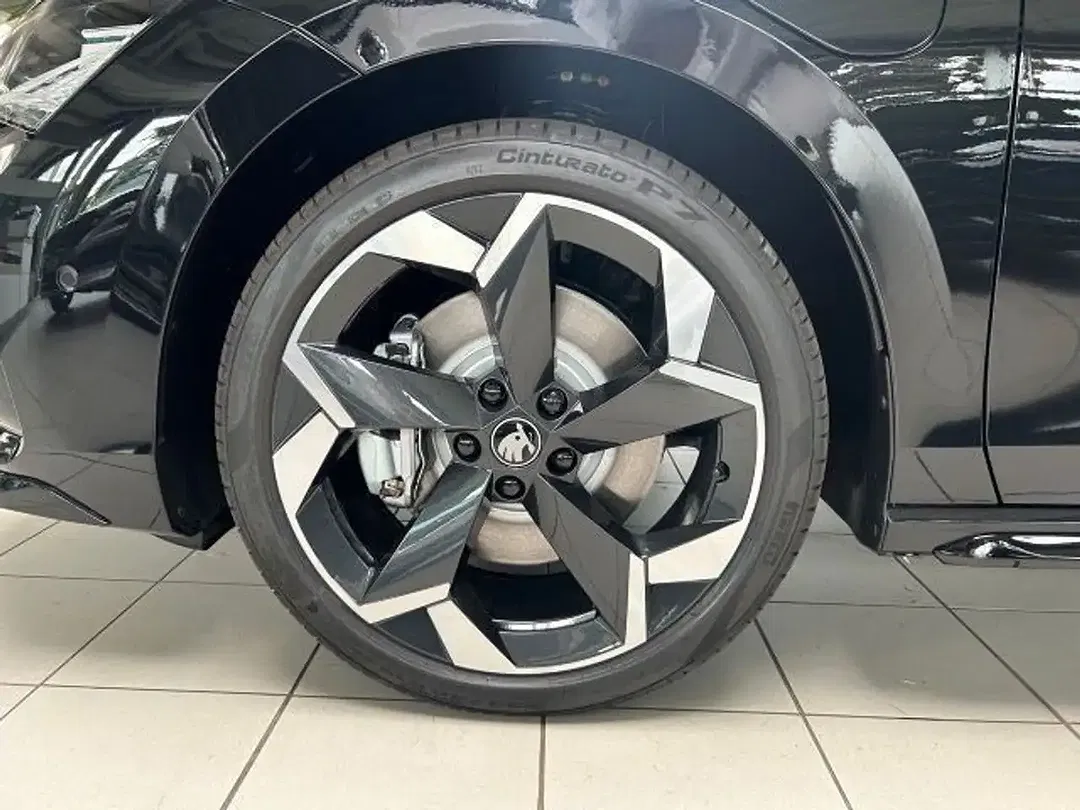 Skoda Superb - Thumbnail 7