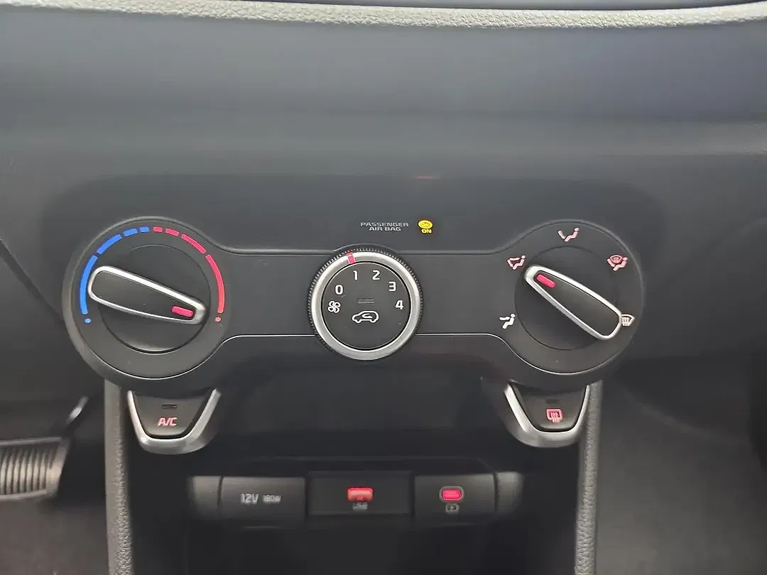 Kia Picanto - Thumbnail 11