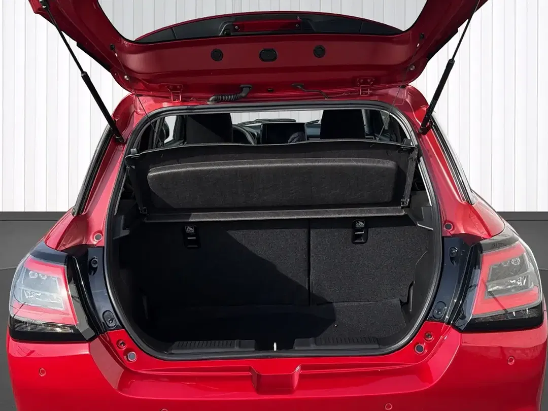 Suzuki Swift - Thumbnail 6