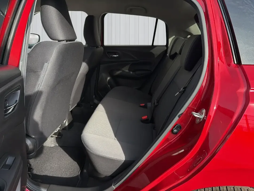 Suzuki Swift - Thumbnail 9