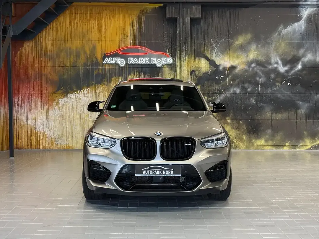 BMW X4 M - Thumbnail 2