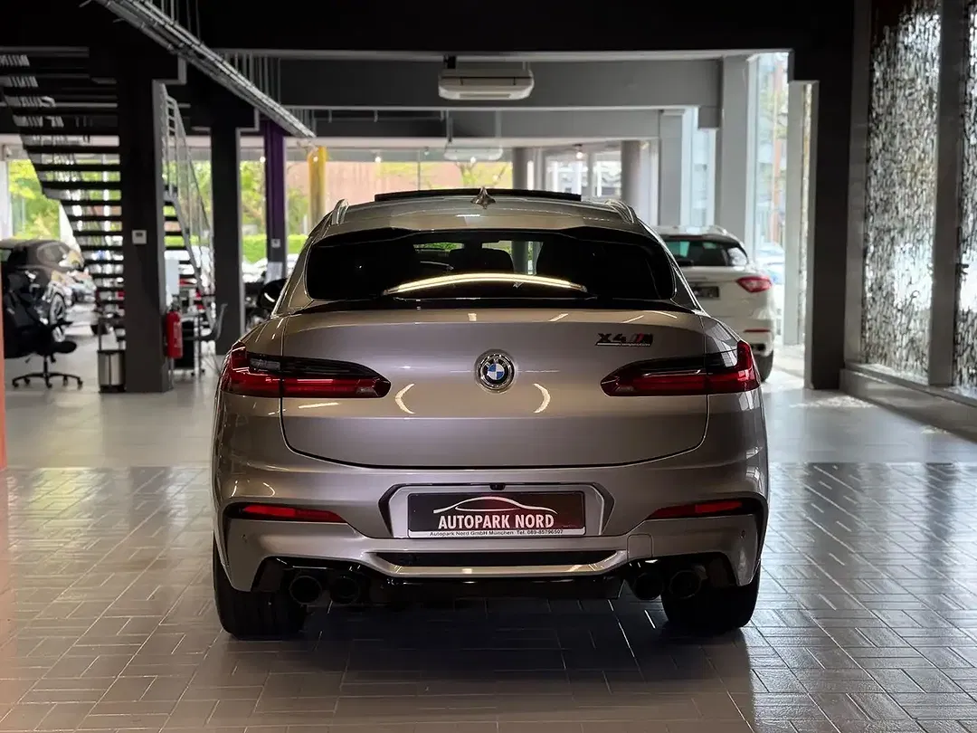 BMW X4 M - Thumbnail 6
