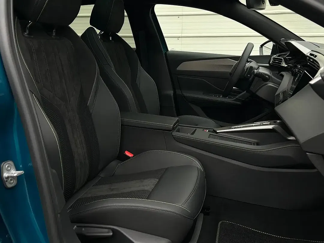 Peugeot 308 - Thumbnail 13