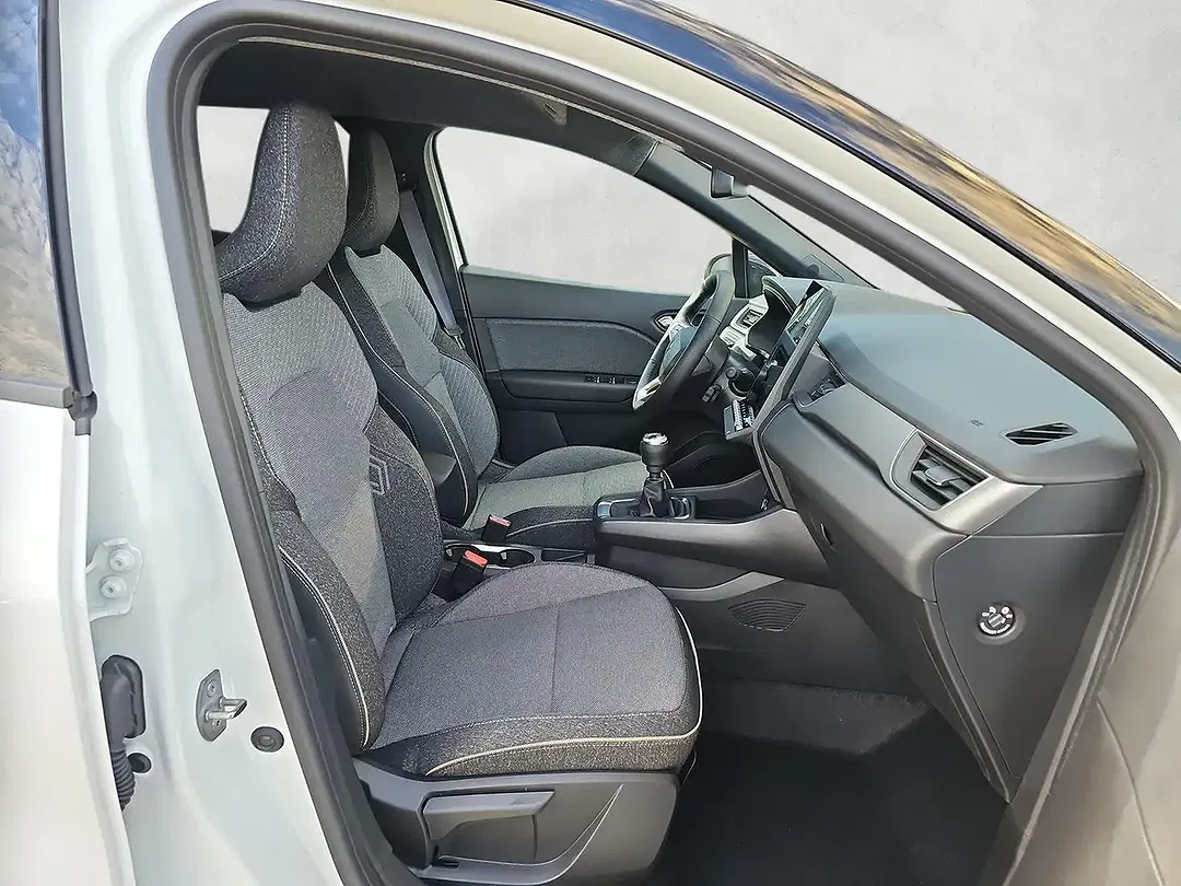 Renault Captur - Thumbnail 11